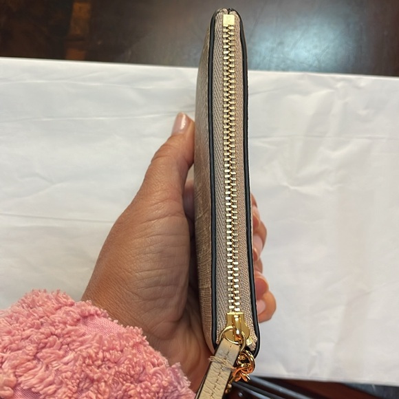 Gucci Key/Card holder Pouch - Picture 7 of 8